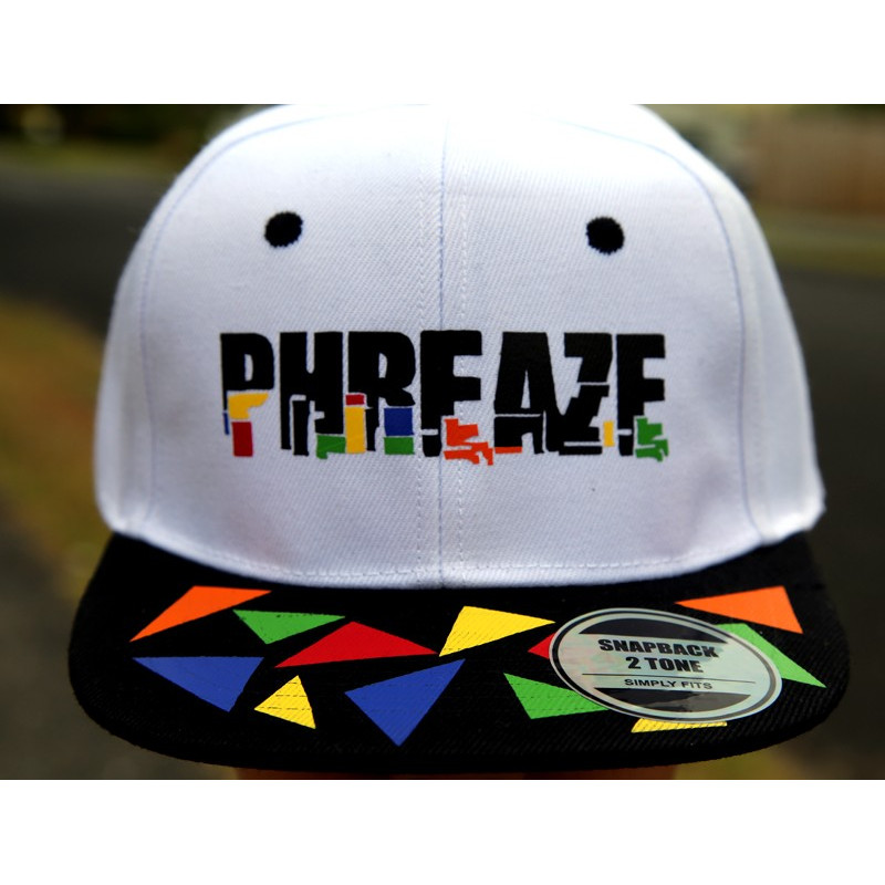 Phreaze Abstract Snap Back